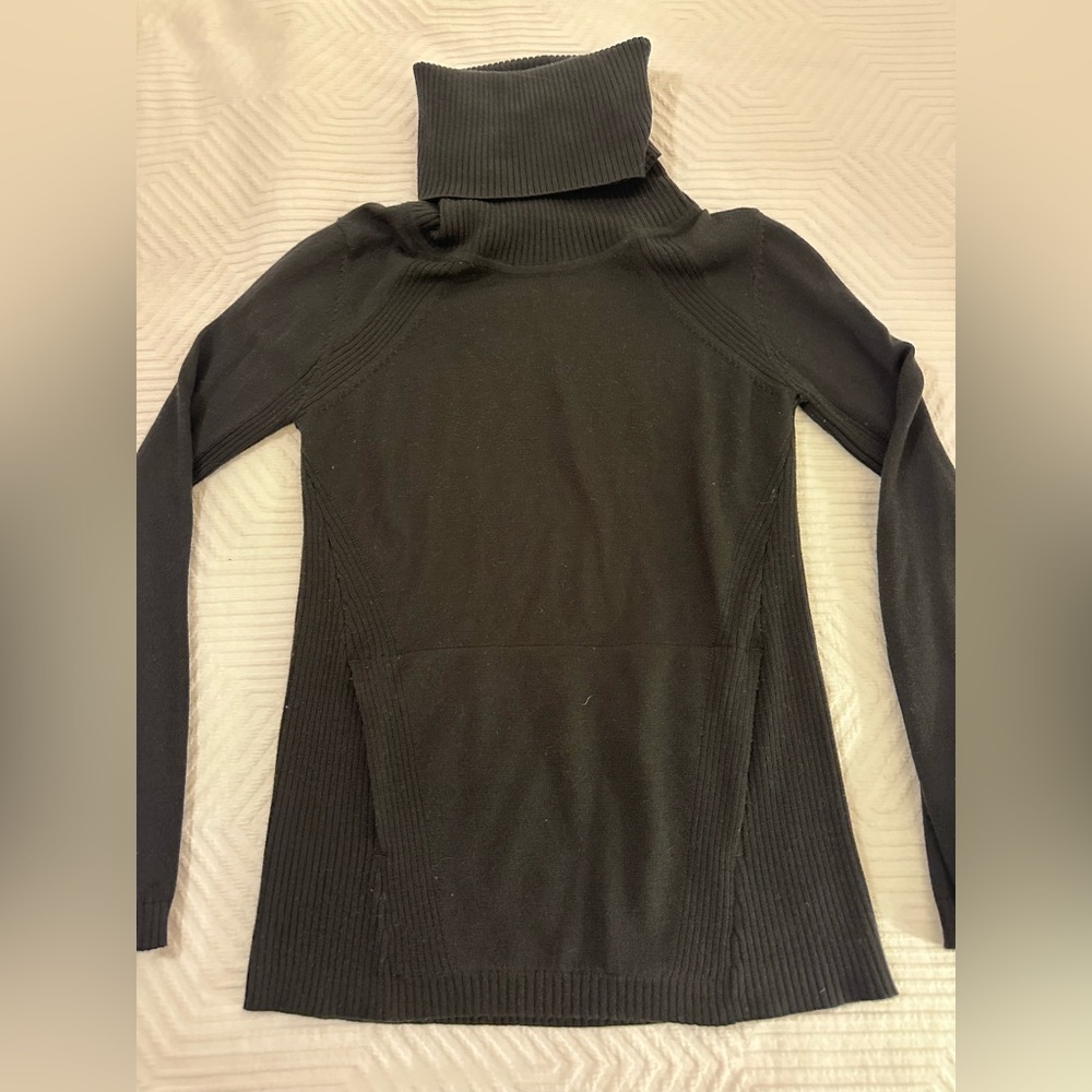 LULULEMON Sweater XS/S
